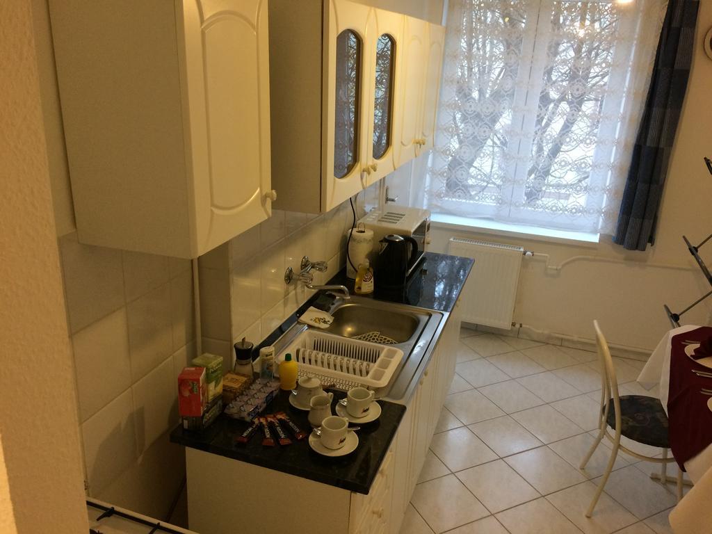 Irisz Apartman บูดาเปสต์ ภายนอก รูปภาพ