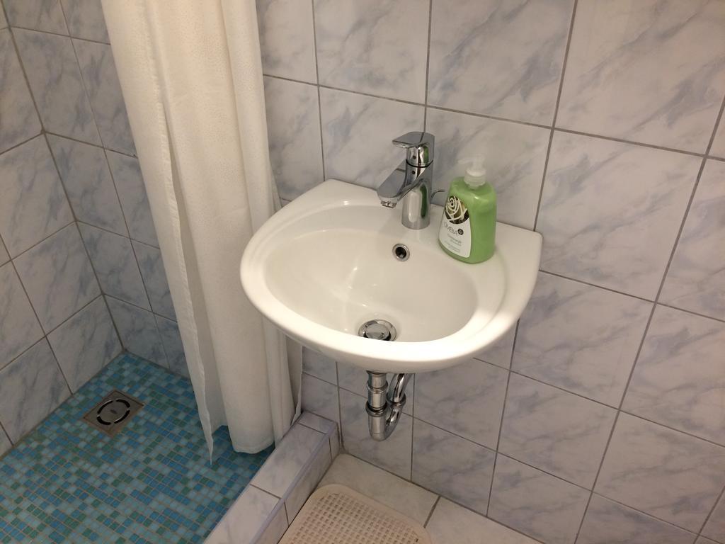 Irisz Apartman บูดาเปสต์ ภายนอก รูปภาพ